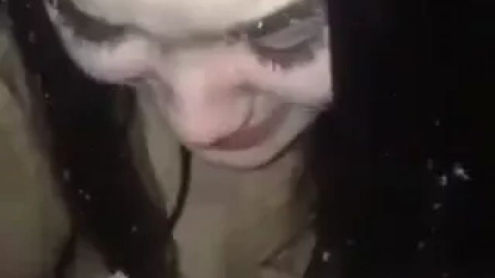 Сестра получает за брата закладчика который кинул магазин / Наказание закладчицы