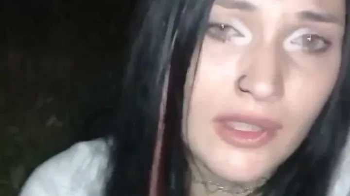 Спортики заставил закладчицу делать минет / Наказание закладчицы / Дали в рот